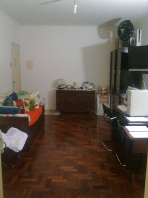 DIVIDO AP 2 D 2 BANH C EST. Q EST. TRAB. NÃO FUME