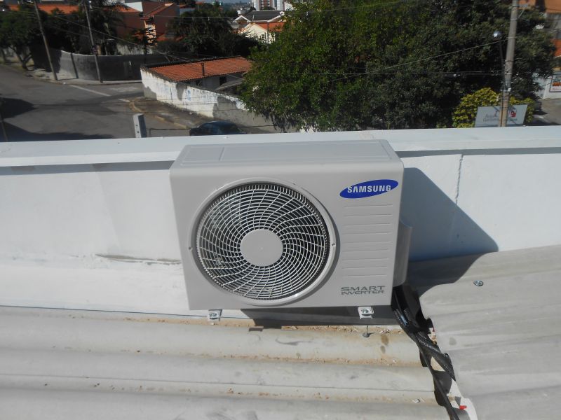 Instalação e manutenção de ar condicionado