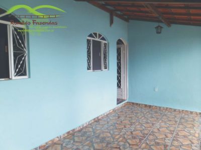 Linda casa de 2 quartos