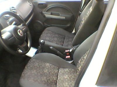 Fiat Uno Vivace 1.0 Flex  2012