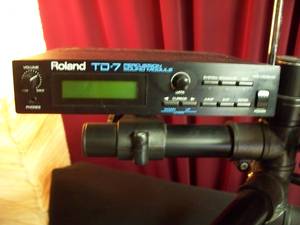 Bateria Roland TD7 Drums - Completa