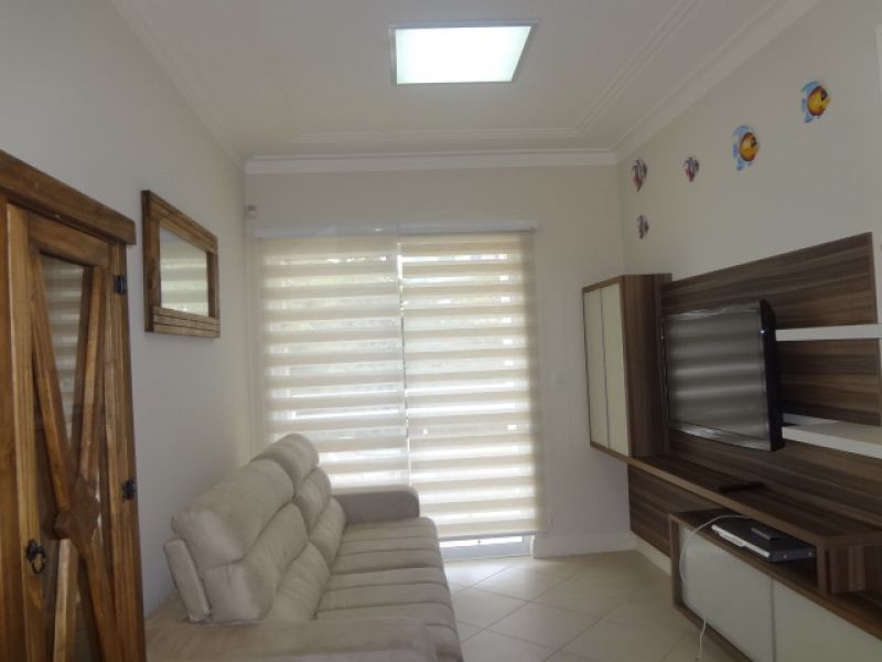 AC019- APARTAMENTO A VENDA FINAMENTE MOBILIADO EM BOMBINHAS