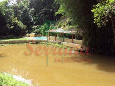 Chacaras em Juquitiba com 2 lagos nascente piscina casa com 2 quartos 1 suíte 185mil