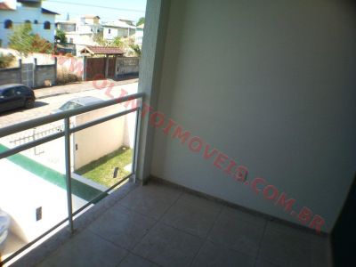 Olinto Imóveis vende Duplex 2 qts no Recreio em Rio das Ostras