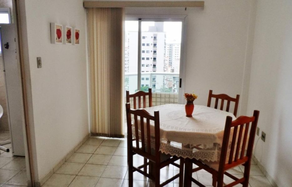 Cód. A018 Ap de 1 dormitório 1 vaga de garagem próximo ao mar