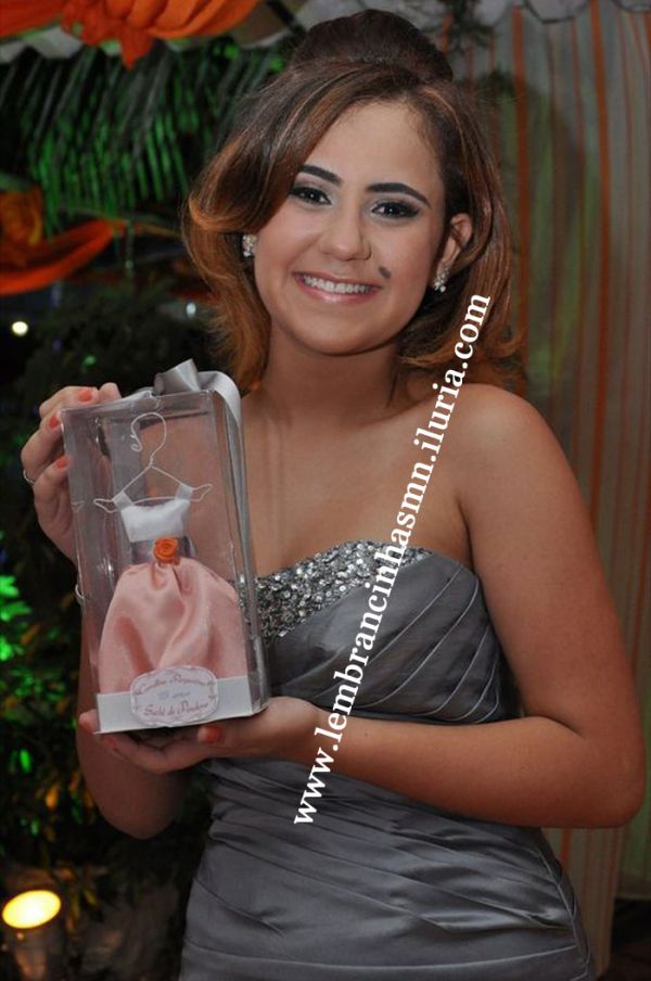 Lembrancinhas 15 anos sachê