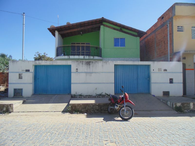 Casa, vendo em Januária-MG