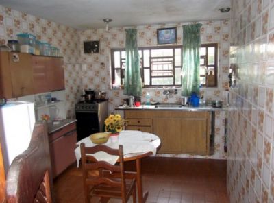 VENDE-SE CASA EM MAIRIPORÃ