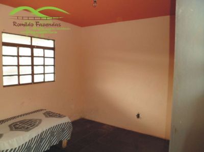 casa de 3 quartos + 2 barracões em ibirite