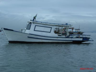 BARCO DE MADEIRA 8:20 MTS  DIESEL 2 CC