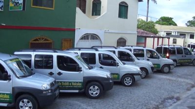 AXÉ ALUGUEL DE DOBLÔS E VEÍCULOS