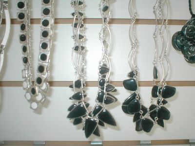 Curso de aplicação de resinas em bijouterias