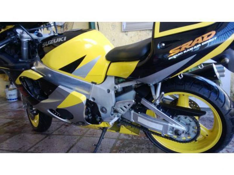 Suzuki gsx / r srad 750 troco 