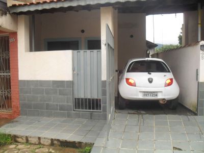 CASA P/ CARNAVAL LAMBARI  MG