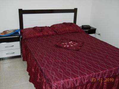 Aluga-se apt nuevo para temporada