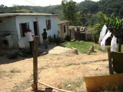 Vende-se casa em Itaquaquecetuba