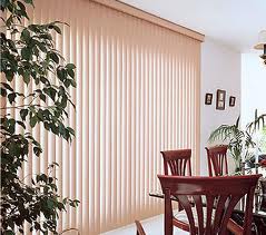 BOX PARA BANHEIRO E PERSIANAS