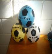 squeeze, canecas, bolas e bolinhas para piscina