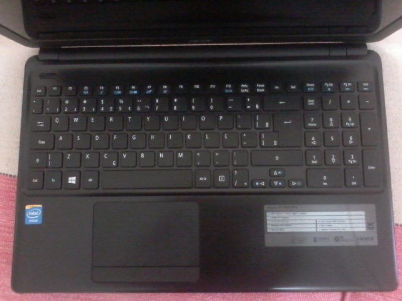 Notebook Acer 3 GB windows 8  tela 15