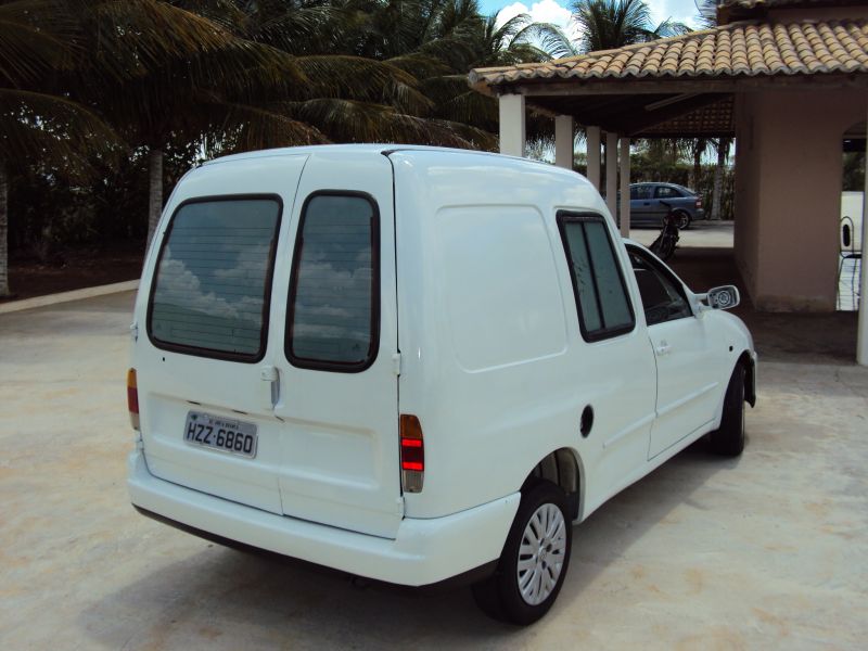 Van 2001