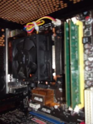 Vende-se computador 2GB - Dual Core - 9500GT 512MB