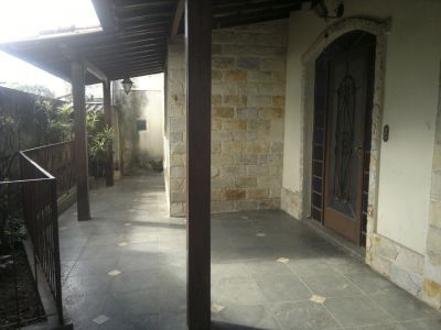 Vendo Linda casa Colonial - 320 Mil
