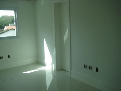 Apartamentos com 3 suítes - Agronômica - Floripa/SC