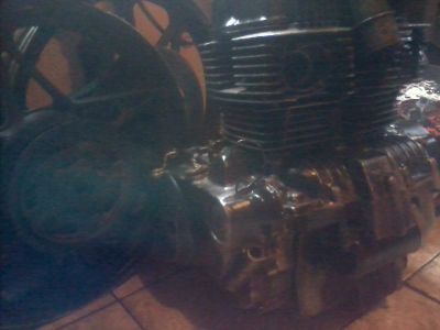 CB 400 DESMONTADA-R$1000,00