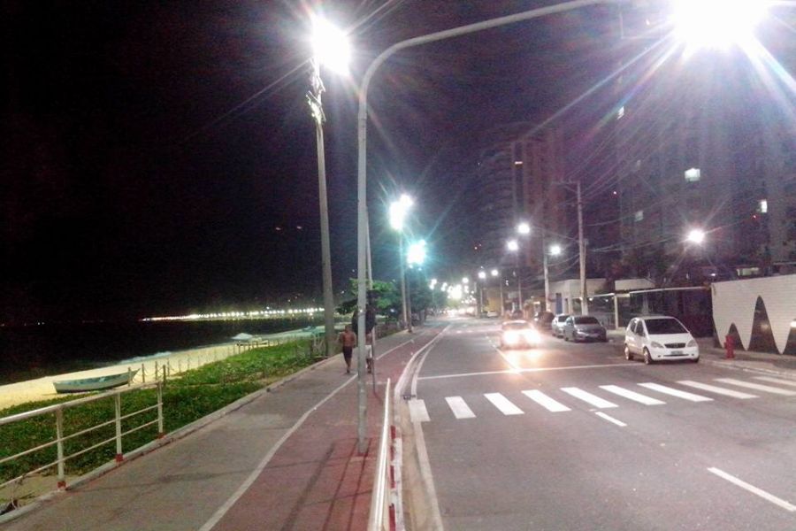 Temporada Em Aptº de 03 Quartos Pertinho do mar de Praia de Itapuã