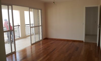 Vendo APTO na Belchior de Azevedo / PODIUM / 130m²