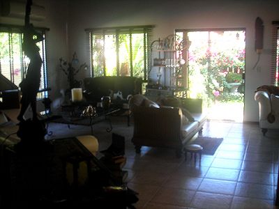 Casa em condomínio a venda em Cabo Frio