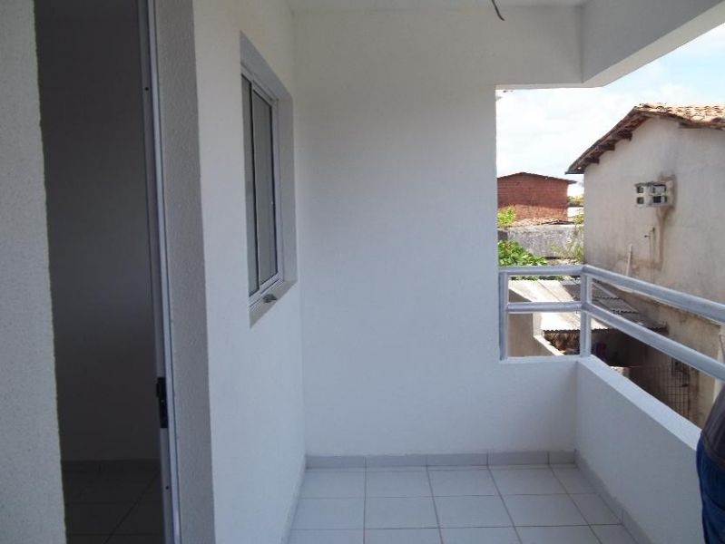 Imóvel Apartamento com suíte em Pau Amarelo Paulista P-075