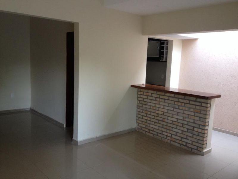 Casa em Ponta Negra - Código ca00021