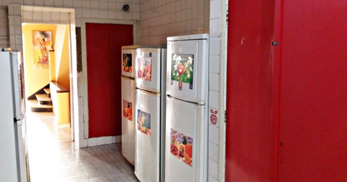 Hospedaria para rapazes na Av. Dom Pedro I