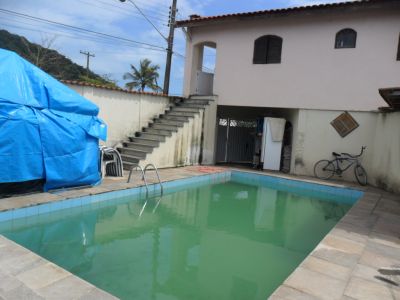 CASA C/ PISCINA NO GUARUJÁ-SP- ENSEADA 