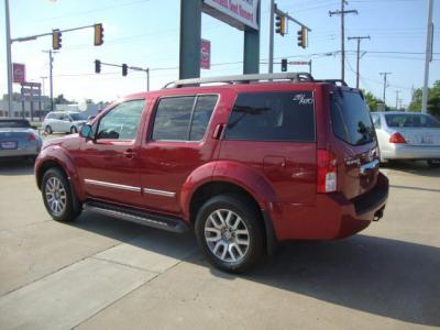 Nissan Pathfinder modelo 2009 € 11300