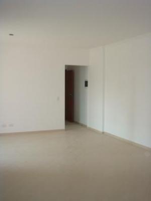 IMOVEIS EM PRAIA GRANDE, PRONTO PARA MORAR, 2 QUARTOS, CANTO DO FORTE