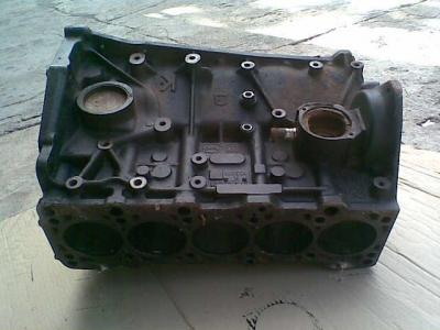 BLOCO DO MOTOR DA EUROVAN 2.4