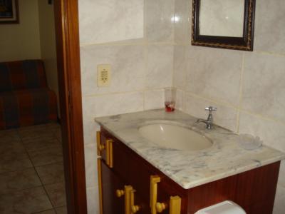 TIMO APARTAMENTO EM CAPÃO DA CANOA NO CENTRO, 01 DORM, Box carro