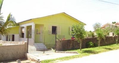 VENDO ÓTIMA CASA EM CRICIÚMA