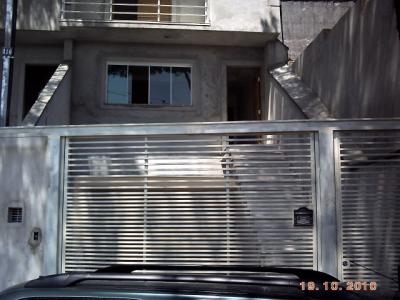 SOBRADO NOVO FINO ACABAMENTO 