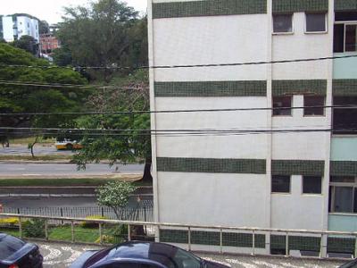 Casa independente a venda em Salvador da Bahia