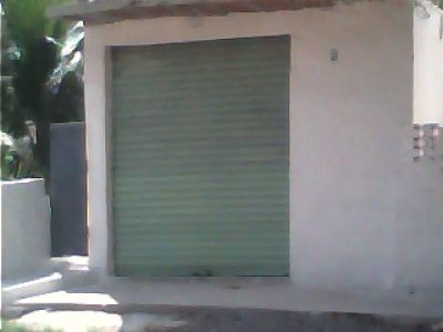 LOJA + AMPLO TERRENO de FUNDOS