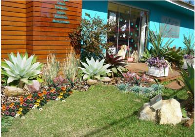 BETTINA LANDA - INSUMOS E PAISAGISMO