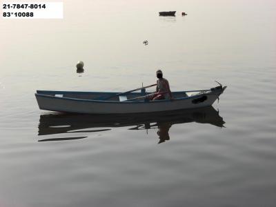 VENDO BARCO DE COMPENSADO NAVAL NOVO FEITO EM MARÇO DE 2010