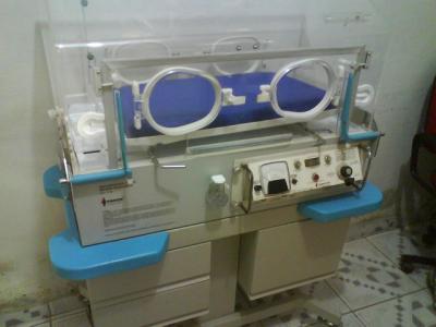 VENDO CAMAS E MOVEIS HOSPITALARES SEMINOVOS COM GARANTIA 