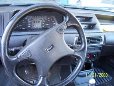 VENDO OU TROCO POR ÁGIO, UM FIAT TIPO 95, 4 PORTAS, PRATA, COMPLETO.