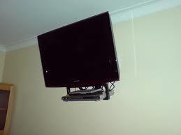 INSTALAÇÃO DE LCD'S/LED/PLASMA