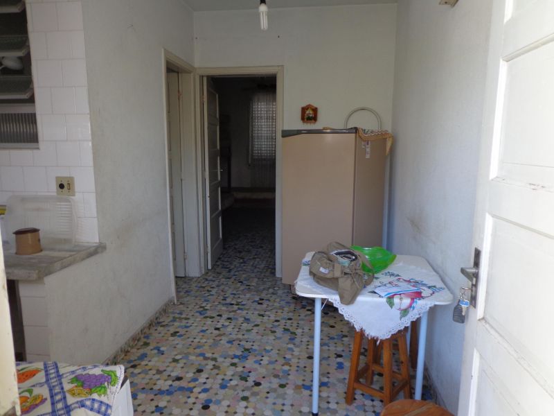 Kitão em Praia Grande na Guilhermina, mobiliado com Garagem