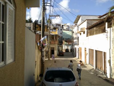 Itapuã: Aptos. AMPLOS 2/4, Pertinho da praia!!! R$ 155.000,00 